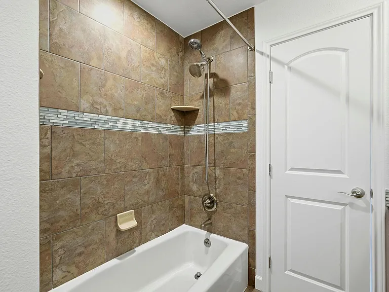 3200 Spaniel Dr — Photo 11