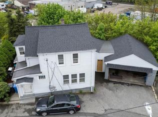 35 Carpenter St, Cumberland, RI 02864