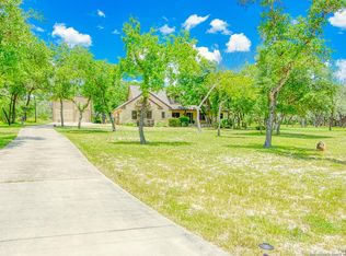 536 ROSE BRANCH DR, La Vernia, TX 78121