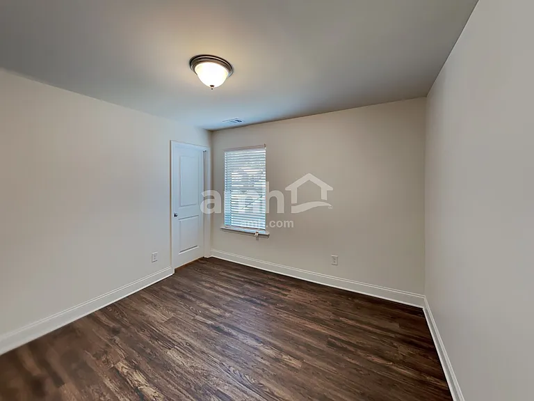 7056 Creeksong Dr — Photo 27