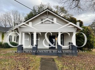 377 Saint Andrews St, Spartanburg, SC 29306