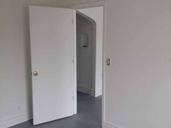 4th image of 6348 S Champlain Ave Floor 2