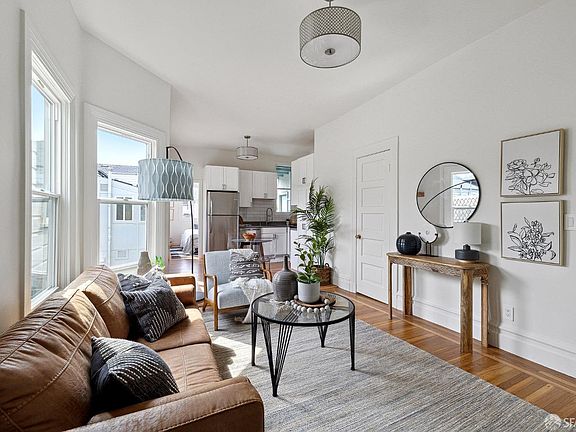 3rd image of 380 Dolores St APT 7