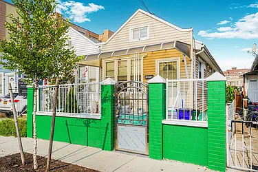 2840 Brighton 4th Street