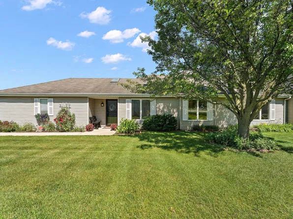 829 Spruce Ln, Schererville, IN 46375