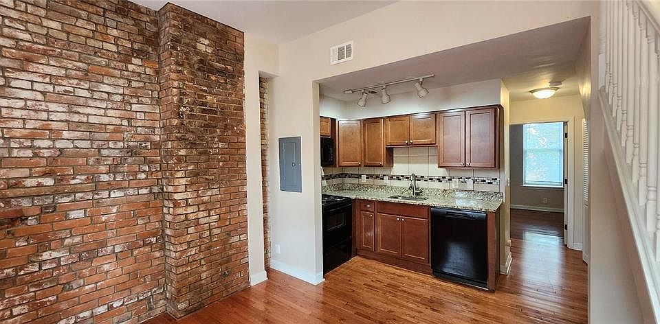 1st image of 2417 S 10th St #A