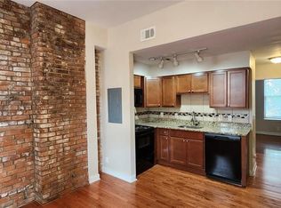 2417 S 10th St #A, Saint Louis, MO 63104