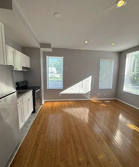 2101 Chelsea Ter #1 — Photo 5