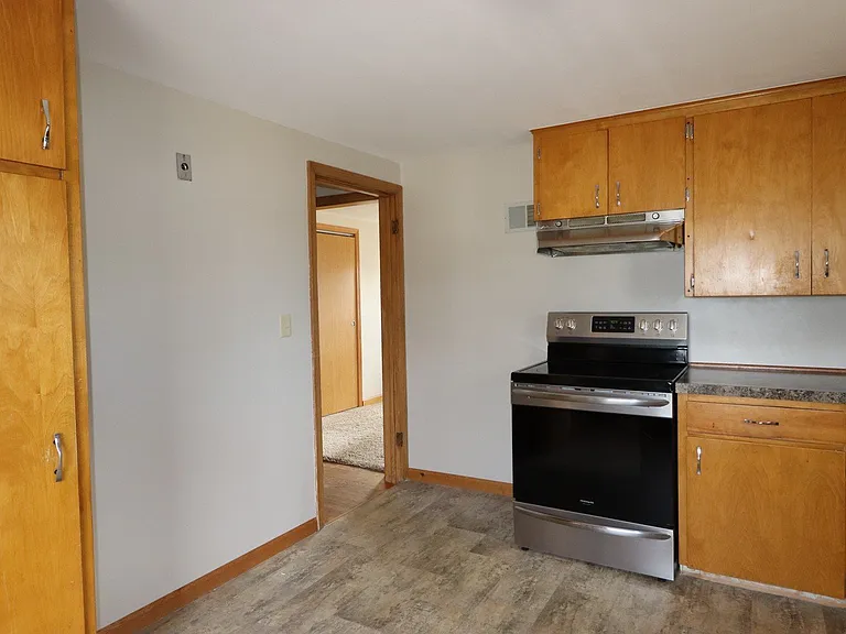 124 W Marquette St — Photo 18