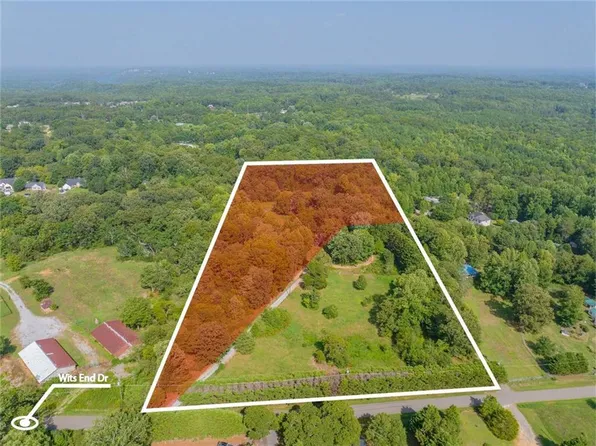 7255B Wits End Dr, Gainesville, GA 30506