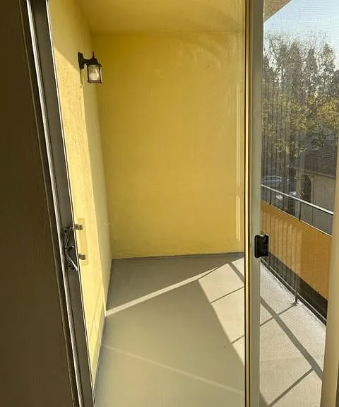 1306 Martin Luther King Jr Way #2F — Photo 5