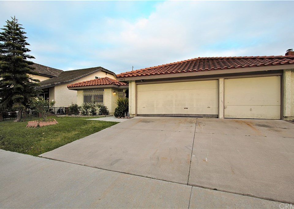 1st image of 14072 Montgomery Dr