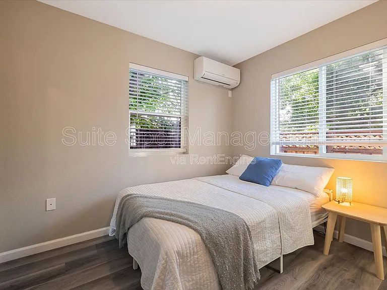 160 Harrison Ave #D3 — Photo 21