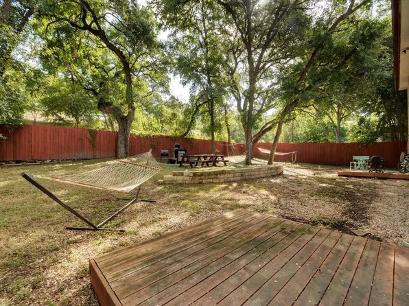 910 Keith Ln #A, Austin, TX 78705