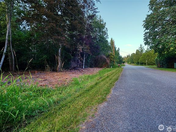 5th image of 1394 Rex Street