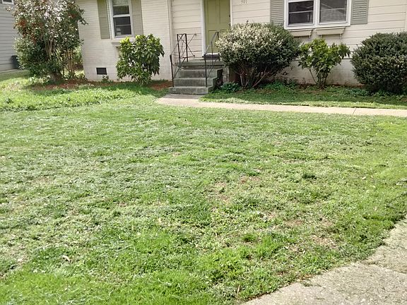 3rd image of 901 McLinden Ave SE
