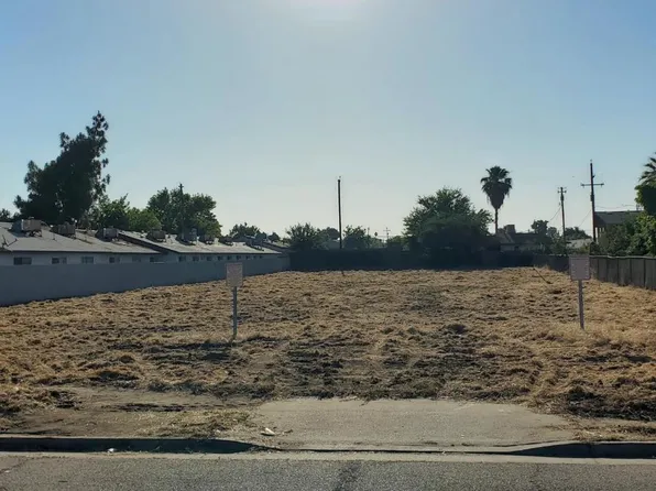 1298 N Millbrook Ave, Fresno, CA 93703