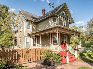 86 Utica St, Brockport, NY 14420