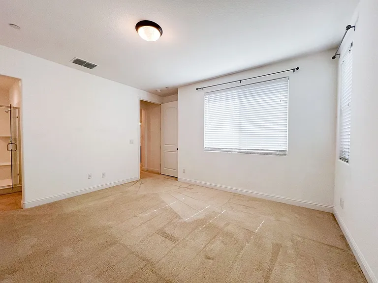 8428 Amber Valley Ln — Photo 37