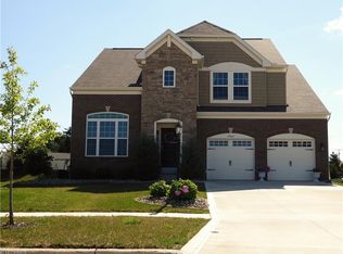 17021 Woodshire Dr, Strongsville, OH 44149