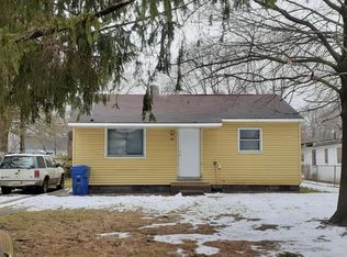 1412 Jennings Ave, Benton Harbor, MI 49022