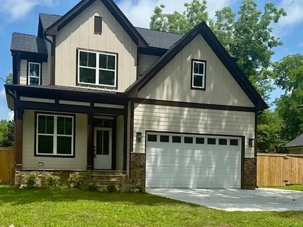 112 1st St, Oxford, NC 27565