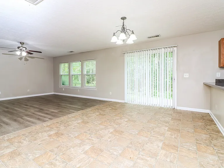 130 Sugar Berry Pl — Photo 9