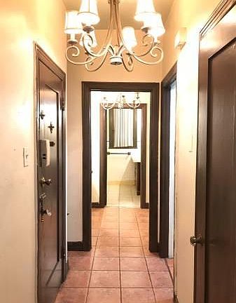 5th image of 101 N Kenmore Ave APT 101