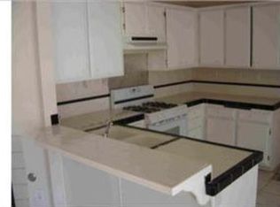 3094 Poplar St, Rialto, CA 92376