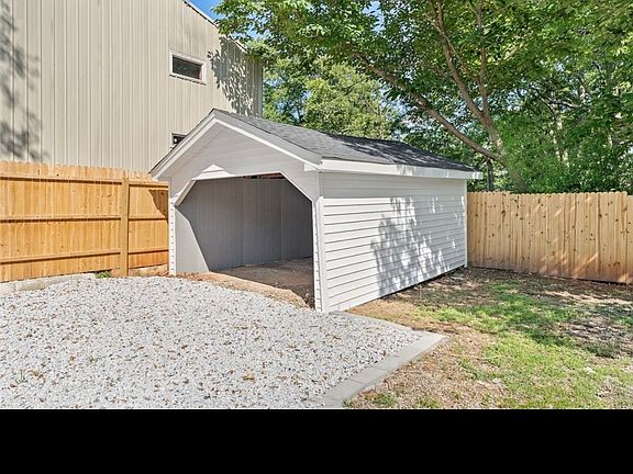 5th image of 5 Spring St