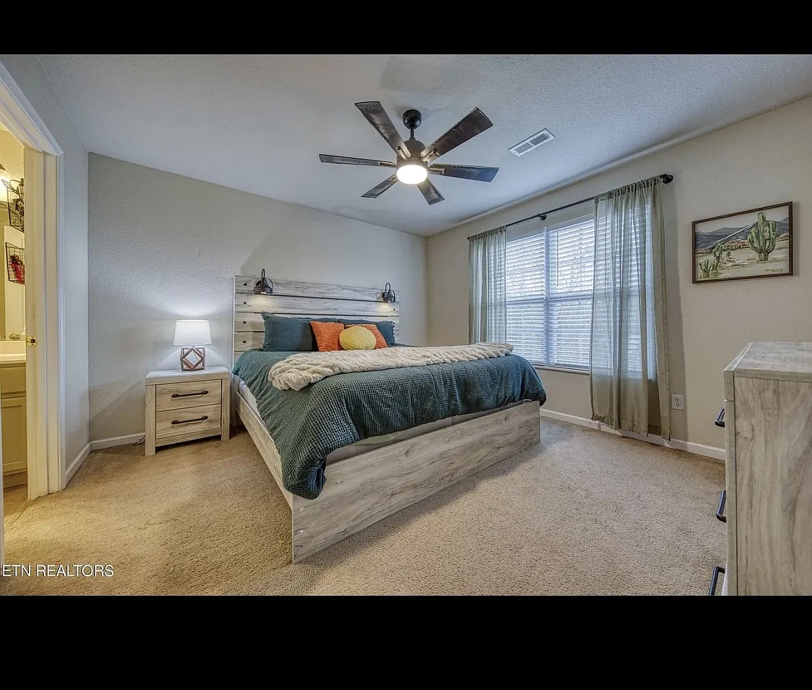 1521 Sails Way — Photo 4