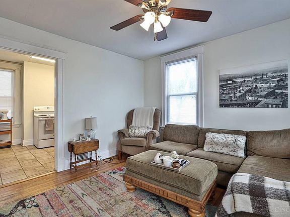 5th image of 3108 Markbreit Ave