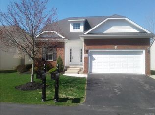 11 Brendans Dr, East Amherst, NY 14051