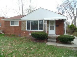24170 Westhampton Ave, Oak Park, MI 48237