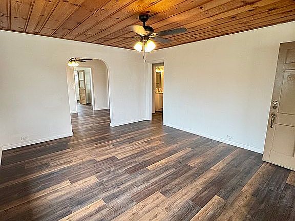 3rd image of 66828 Avenue B
