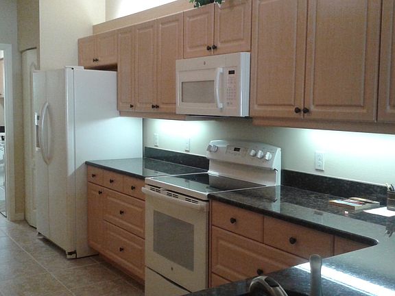 5th image of 1541 Monarch Dr