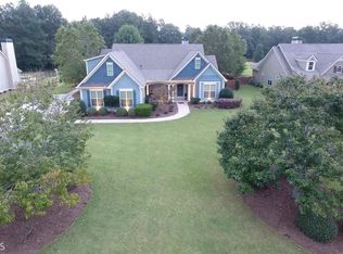 14 Water Oak Dr, Sharpsburg, GA 30277