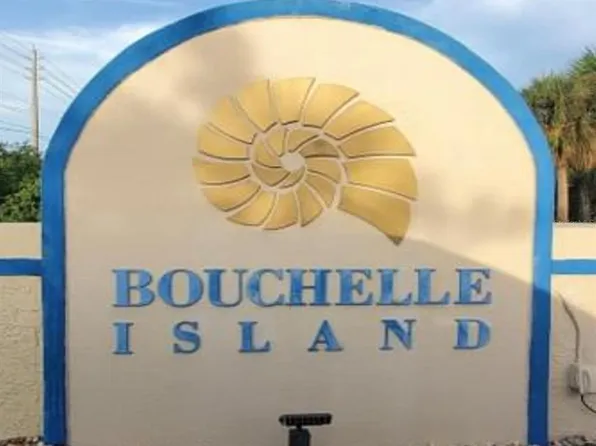 468 Bouchelle Dr APT 126, New Smyrna Beach, FL 32169