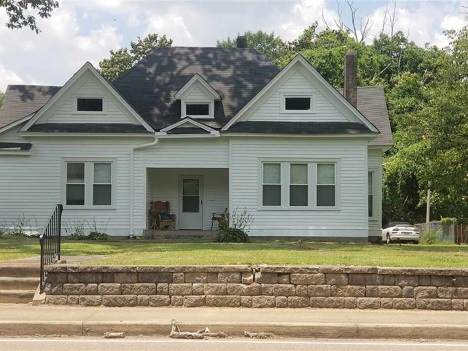 1st image of 1011 N Highland Ave