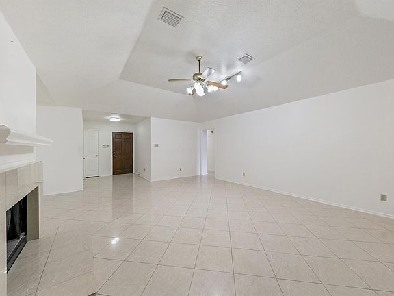 4th image of 4410 Monaco Ln