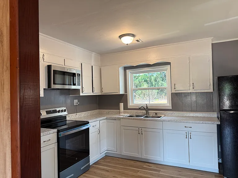 136 Loop Rd — Photo 8