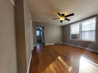 1301 S 10th St, Lincoln, NE 68502
