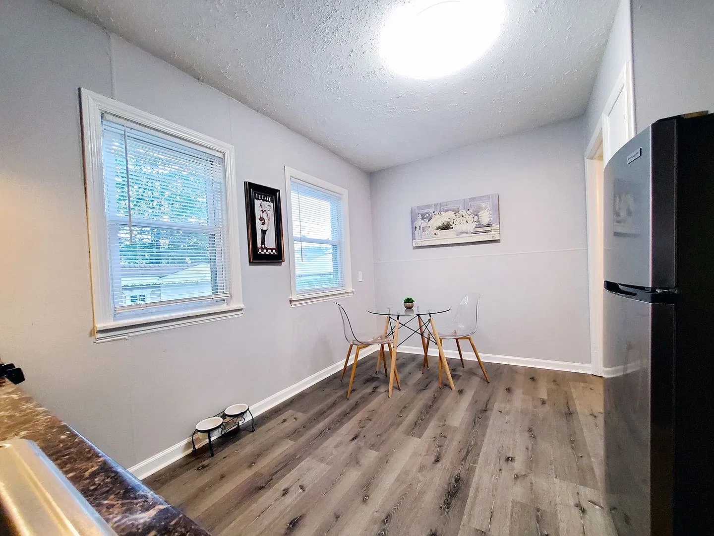 3 Bed - 1.5 Bath Cape Cod for Rent — Photo 4