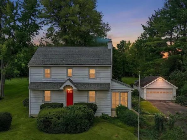 2445 Park Rd, Warrington, PA 18976