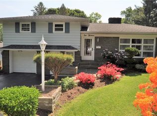 113 Waitefield Ave, East Rochester, NY 14445