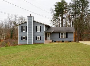 4404 Dawn Rd, Greensboro, NC 27405