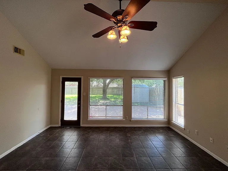 12827 Fox Arrow Ln — Photo 12
