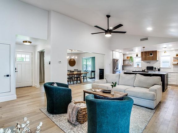 4th image of 3125 Sombrero Dr