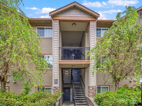 25025 SE Klahanie Boulevard #K301, Sammamish, WA 98029