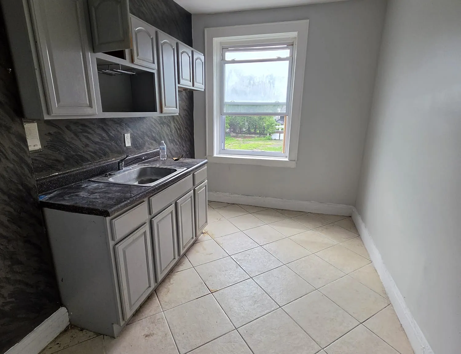 1 bed, $1,650 — Photo 2